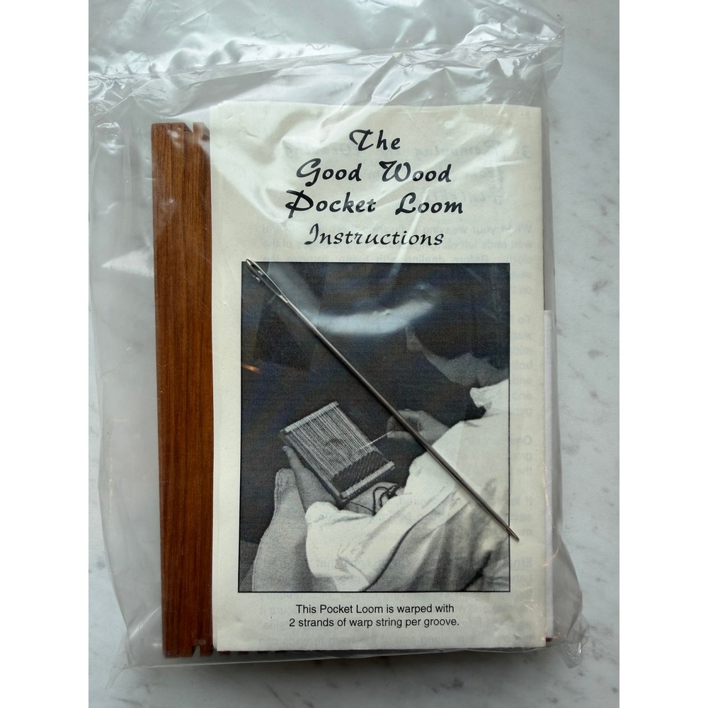 Vtg Good Wood Pocket Loom Weaving Kit Mini Travel Frame with Needle Instructions